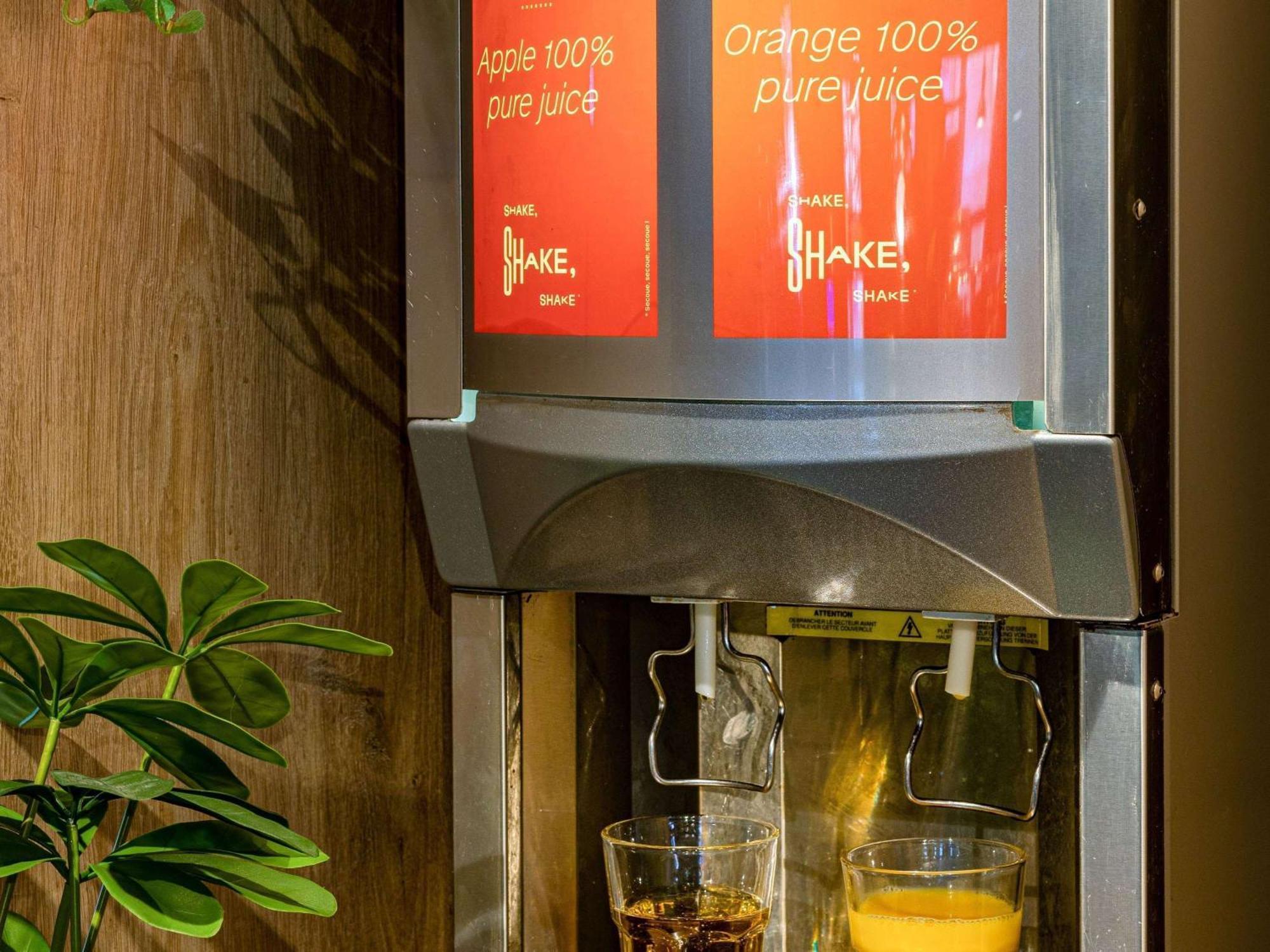Отель Ibis Bordeaux Centre - Gare Saint-Jean Экстерьер фото
